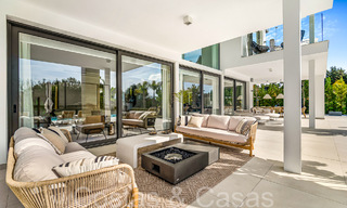 Modernistische luxevilla te koop in een exclusieve, afgeschermde woonwijk op de Golden Mile van Marbella 67628 