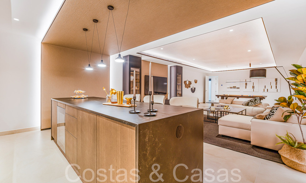 Modernistische luxevilla te koop in een exclusieve, afgeschermde woonwijk op de Golden Mile van Marbella 67656