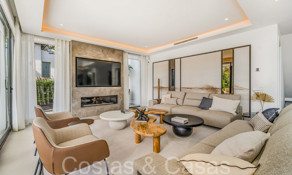 Modernistische luxevilla te koop in een exclusieve, afgeschermde woonwijk op de Golden Mile van Marbella 67677