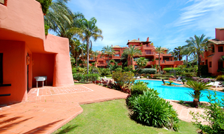 Marbella West for sale: frontline beach appartement te koop Marbella Estepona 1