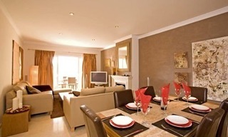 Ruim luxe appartement in showflatconditie te koop in Elviria te Marbella 3