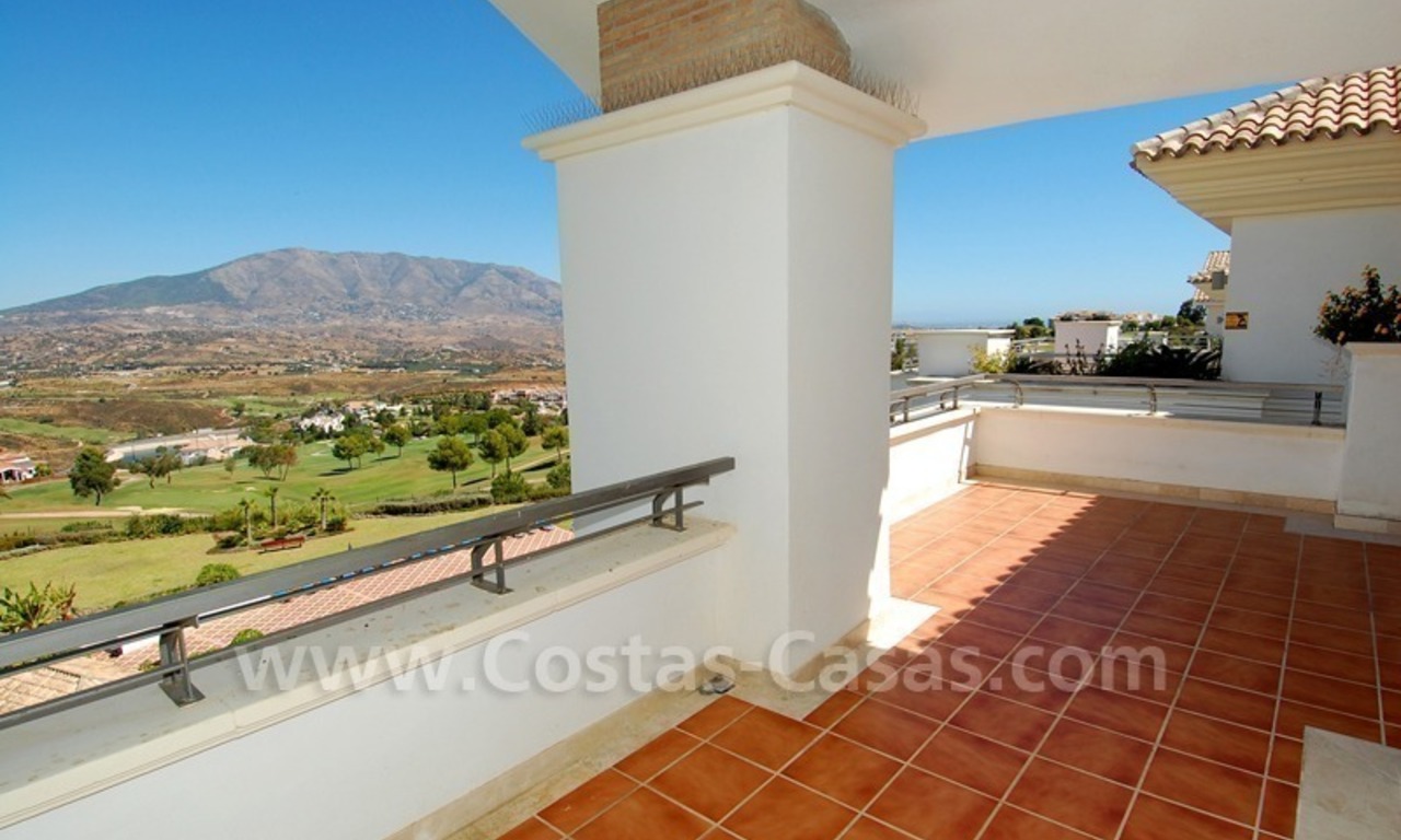 Penthouse appartement te koop in Golfresort te Mijas, Costa del Sol 4
