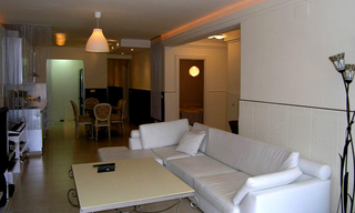 Bargain gerenoveerd appartement te koop in Nueva Andalucia, Marbella 1