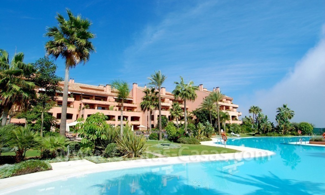 Luxe strand penthouse te koop Malibu Puerto Banus Marbella 3
