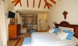 Beachside villa te koop, New Golden Mile, Marbella - Estepona 21