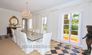 Klassiek, kasteelachtig herenhuis / villa te koop in Nueva Andalucía, Marbella 22676 