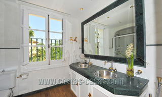 Klassiek, kasteelachtig herenhuis / villa te koop in Nueva Andalucía, Marbella 22688 