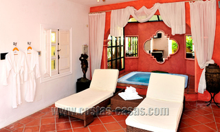 Klassiek, kasteelachtig herenhuis / villa te koop in Nueva Andalucía, Marbella 22703 