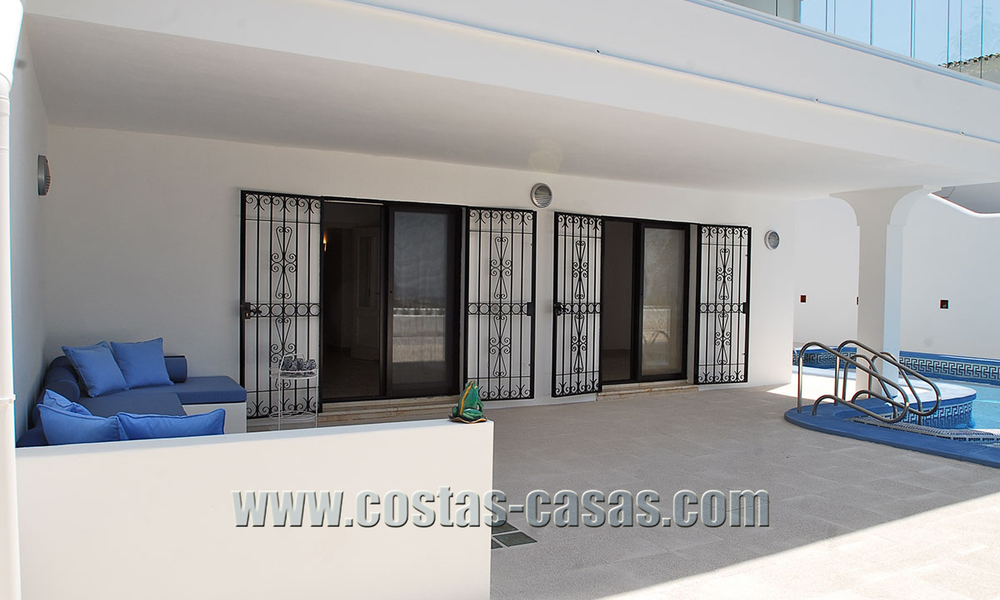 Te koop: gerenoveerde villa in Andalusische stijl te Benahavis - Marbella met zeezicht 28725