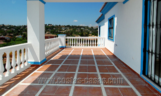 Nieuwe Andalusische stijl golf villa te koop in Nueva Andalucia te Marbella 29764 