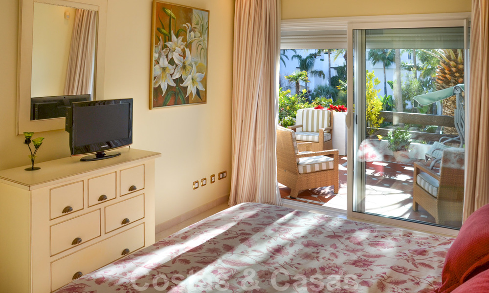 Te koop in Puerto Banus, Marbella: luxe strandappartement, penthouse met 5 slaapkamers 22467