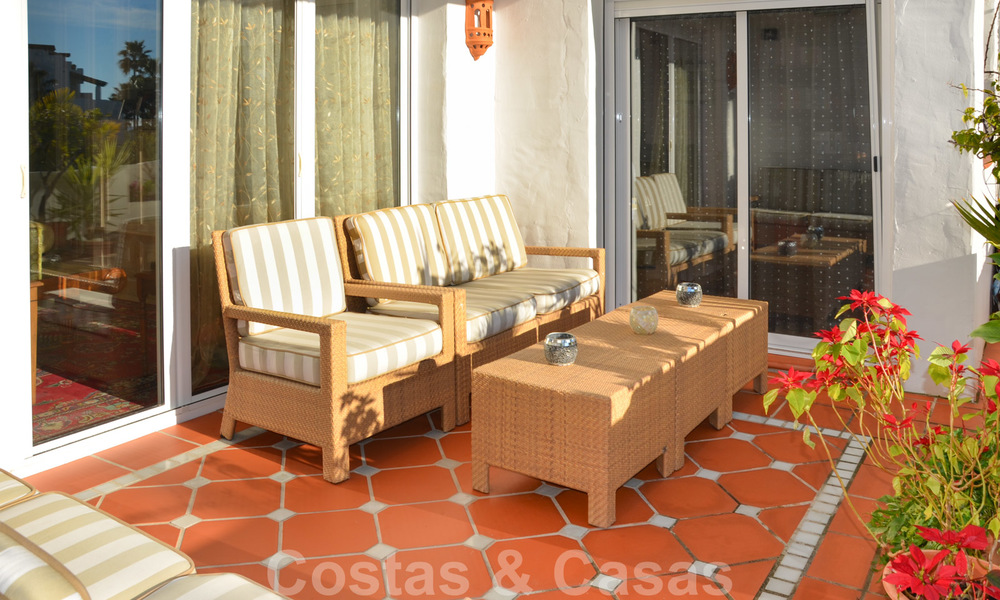 Te koop in Puerto Banus, Marbella: luxe strandappartement, penthouse met 5 slaapkamers 22471
