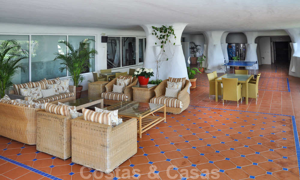 Te koop in Puerto Banus, Marbella: luxe strandappartement, penthouse met 5 slaapkamers 22496