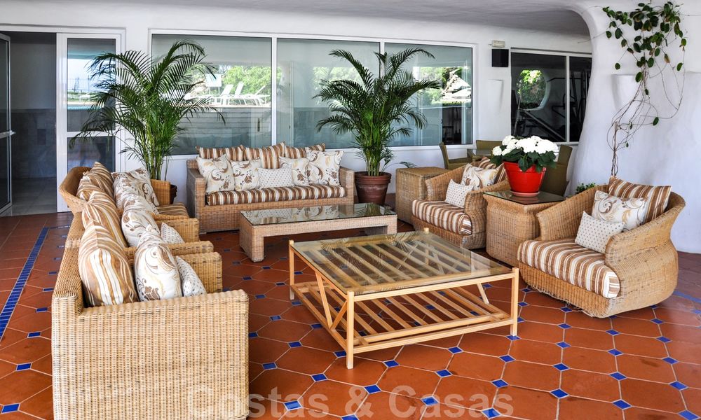 Te koop in Puerto Banus, Marbella: luxe strandappartement, penthouse met 5 slaapkamers 22498