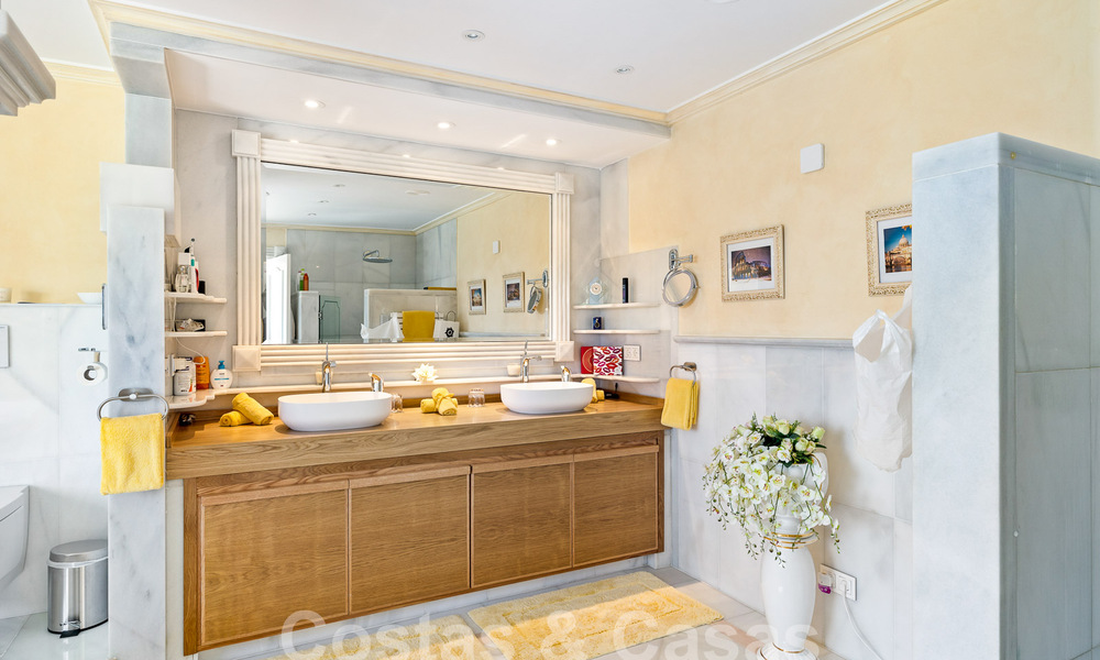 Marbella villa for sale: Exclusieve luxe Villa te koop, Nueva Andalucia 53038