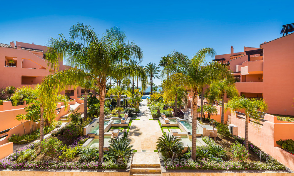 Luxe strandappartementen te koop in een eerstelijns strand resort, New Golden Mile, Marbella - Estepona 5291