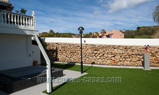 Grote en volledig gerenoveerde, moderne villa te koop in Nueva Andalucía, Marbella 30147 