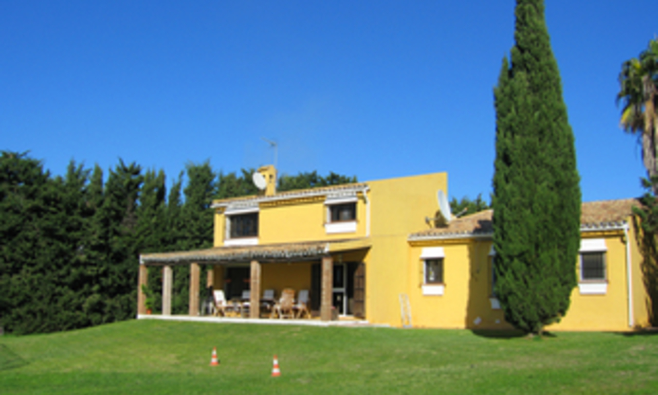 Villa, finca te koop op groot grondstuk - Estepona - Costa del Sol - Zuid-Spanje 1