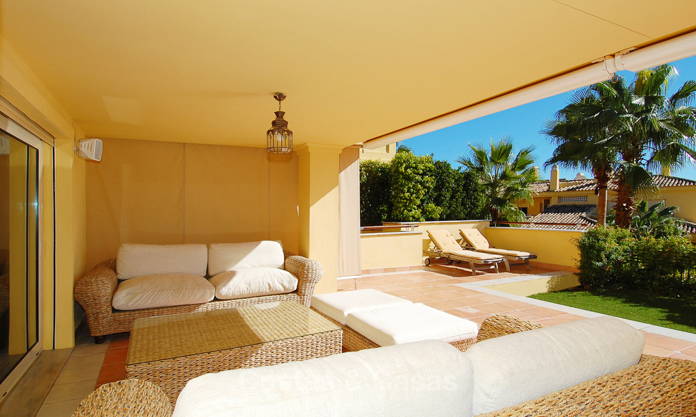 Luxe appartementen te koop in Marbella - Golden Mile, Marbella met zeezicht 30012