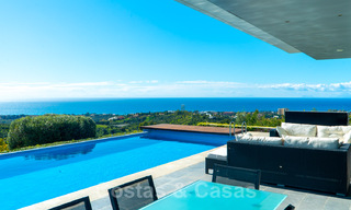 Instapklare moderne villa te koop met schitterend open zeezicht net ten oosten van Marbella centrum 32717 