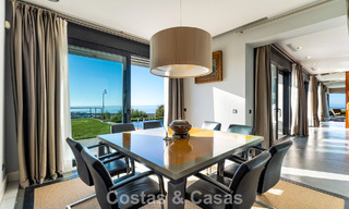 Instapklare moderne villa te koop met schitterend open zeezicht net ten oosten van Marbella centrum 787826 