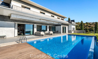 Instapklare moderne villa te koop met schitterend open zeezicht net ten oosten van Marbella centrum 787850 
