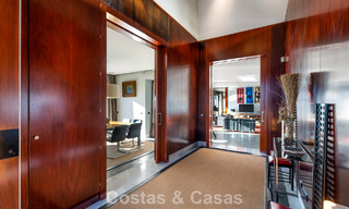 Instapklare moderne villa te koop met schitterend open zeezicht net ten oosten van Marbella centrum 787856 