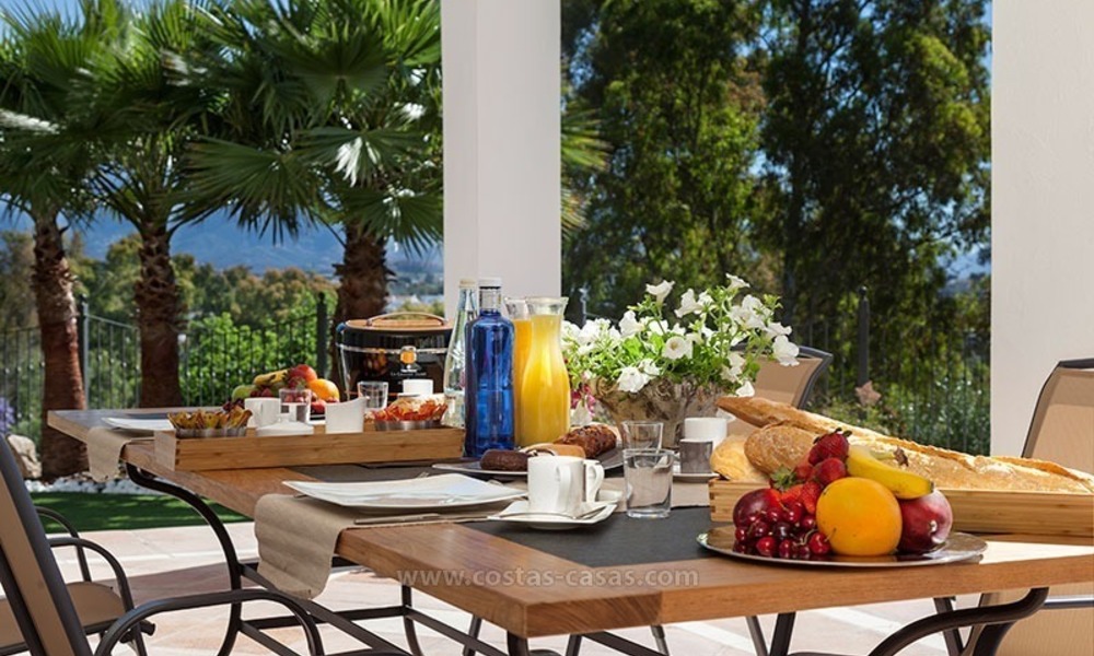 Te koop: Luxueuze frontlijn golf villa te Marbella 2149