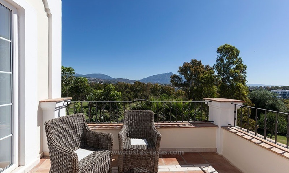 Te koop: Luxueuze frontlijn golf villa te Marbella 2152