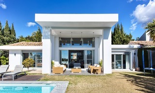 Te koop: Moderne villa in de Golfvallei van Nueva Andalucía, Marbella 2000 