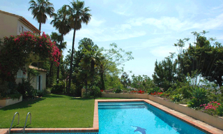 Villa te koop met 2 gastenverblijven in Marbella - Benahavis 4
