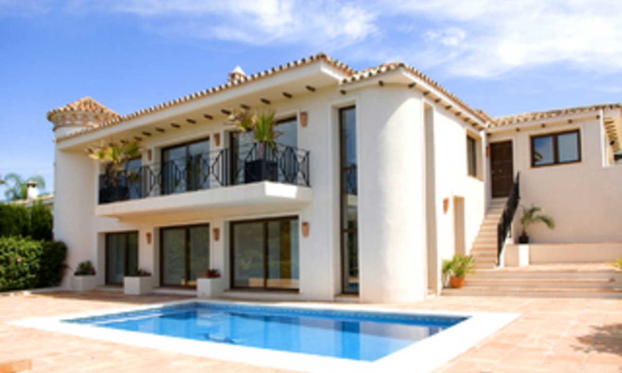 Villa te koop, eerste lijn - frontline golf, Marbella - Benahavis 0