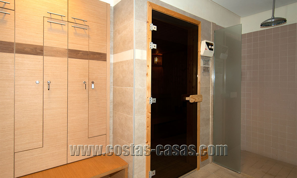 Te koop: Luxueus modern appartement in Marbella met spectaculair zeezicht 27397