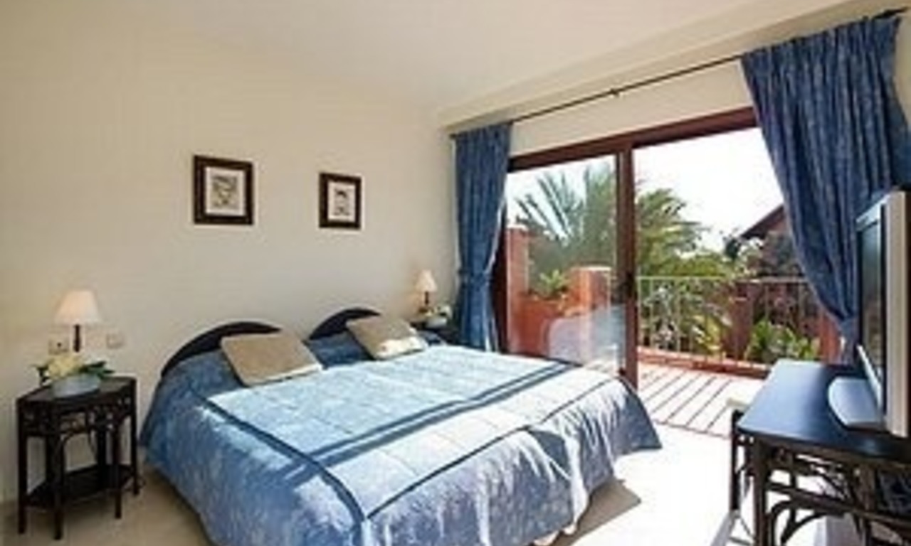 Bargain Beachfront Penthouse appartement te koop, New Golden Mile, Marbella - Estepona. 10