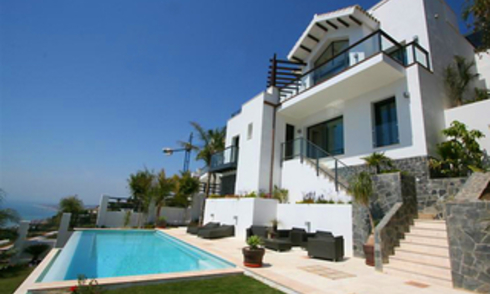Nieuwe moderne luxe villa te koop, Benalmadena, Costa del Sol 