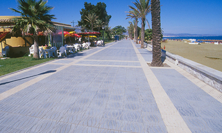 Appartement te koop, Beachfront - frontline beach – eerste lijn strand boulevard complex, San Pedro - Marbella 2