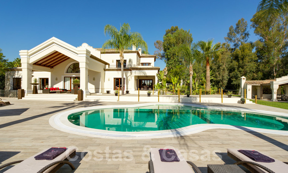 Te koop: Zeer grote luxe golfvilla in Nueva Andalucía, Marbella 21590