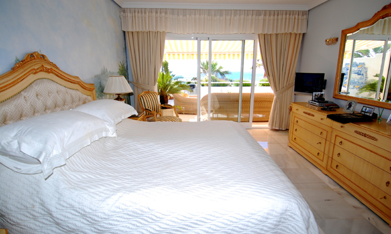 Penthouse appartement te koop, frontline beach, Marbella - Estepona 16