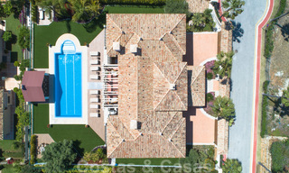 Luxe villa te koop met open zeezicht in Sierra Blanca, Marbella 22211 