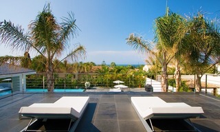 Nieuwe luxueuze moderne villa te koop exclusieve beachside urbanisatie Los Monteros Playa - Marbella 29
