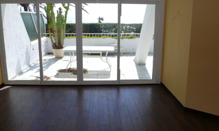 Beachfront, eerstelijnstrand appartement te koop, Golden Mile Gouden Mijl, Marbella - Puerto Banus 13