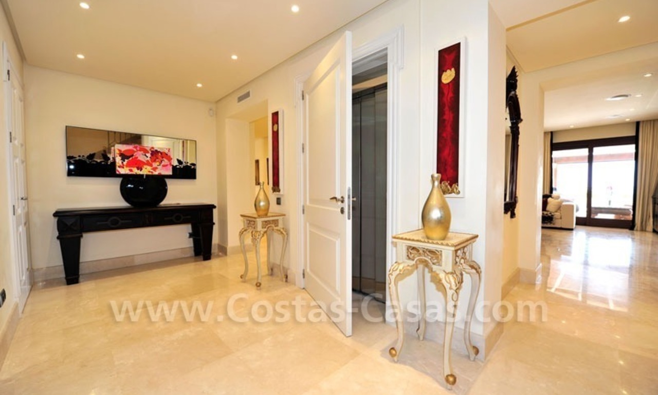 Los Monteros Playa - Marbella: Exclusief Beachfront penthouse appartement te koop 10