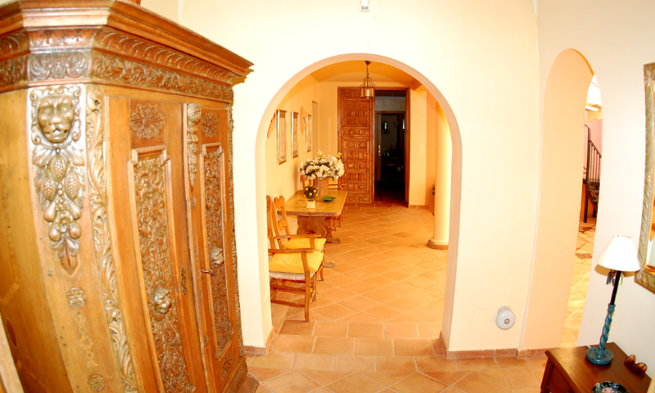 Villa te koop in Cascada de Camojan, Golden Mile, Marbella 10