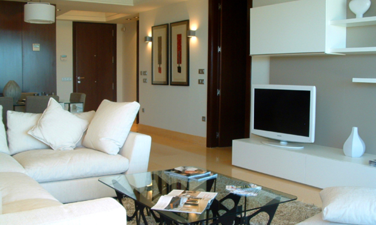 Nieuwe moderne luxe appartementen te koop in Nueva Andalucia - Marbella 9