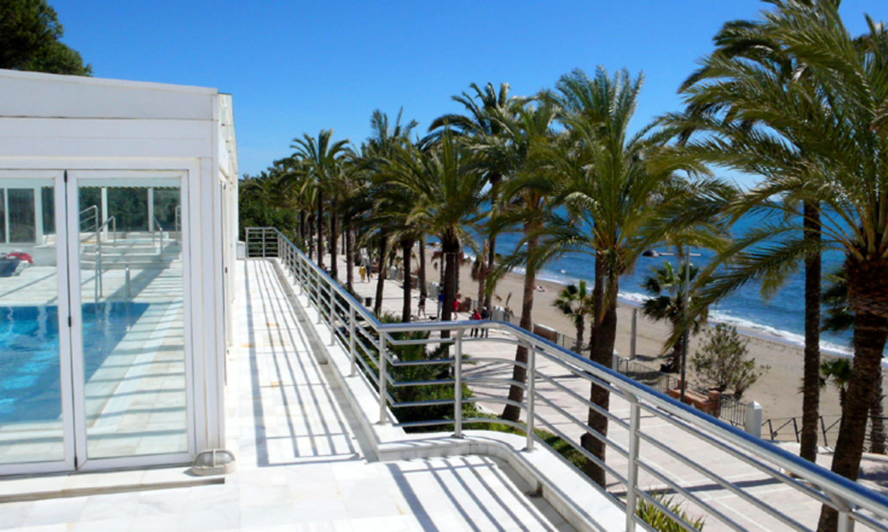 Koopje! Luxe penthouse appartement te koop, beachfront Golden Mile - Marbella centrum 2