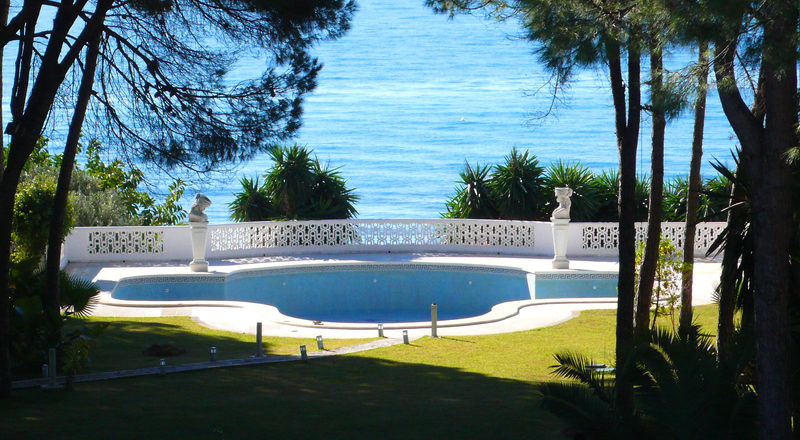 Beachfront villa te koop, Gouden Mijl - Golden Mile, Marbella centrum