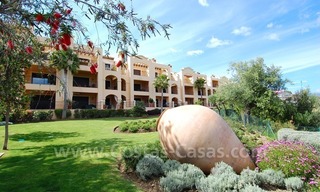 Moderne luxe appartementen te koop met spectaculair zeezicht, gollfresort Marbella - Benahavis 2