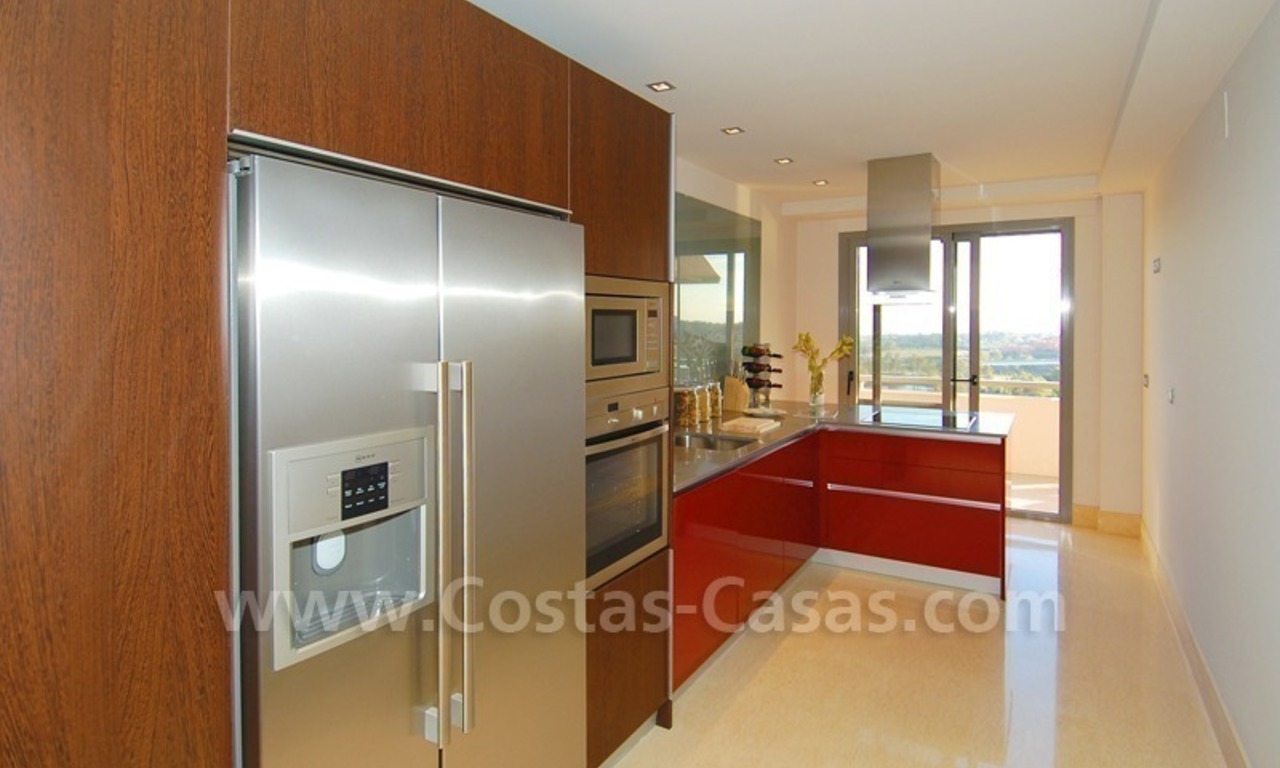Moderne luxe golf appartementen te koop met zeezicht in het gebied van Marbella - Benahavis 18