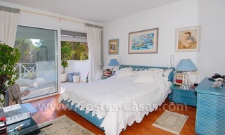 Moderne villa te koop nabij het strand in het gebied tussen Marbella en Estepona 16