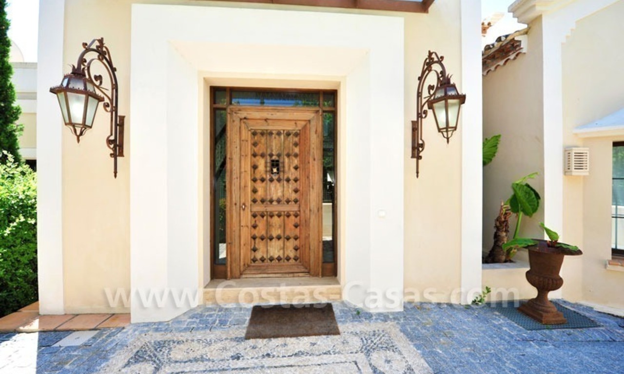Exclusieve villa te koop, beachside Golden Mile in Marbella 10